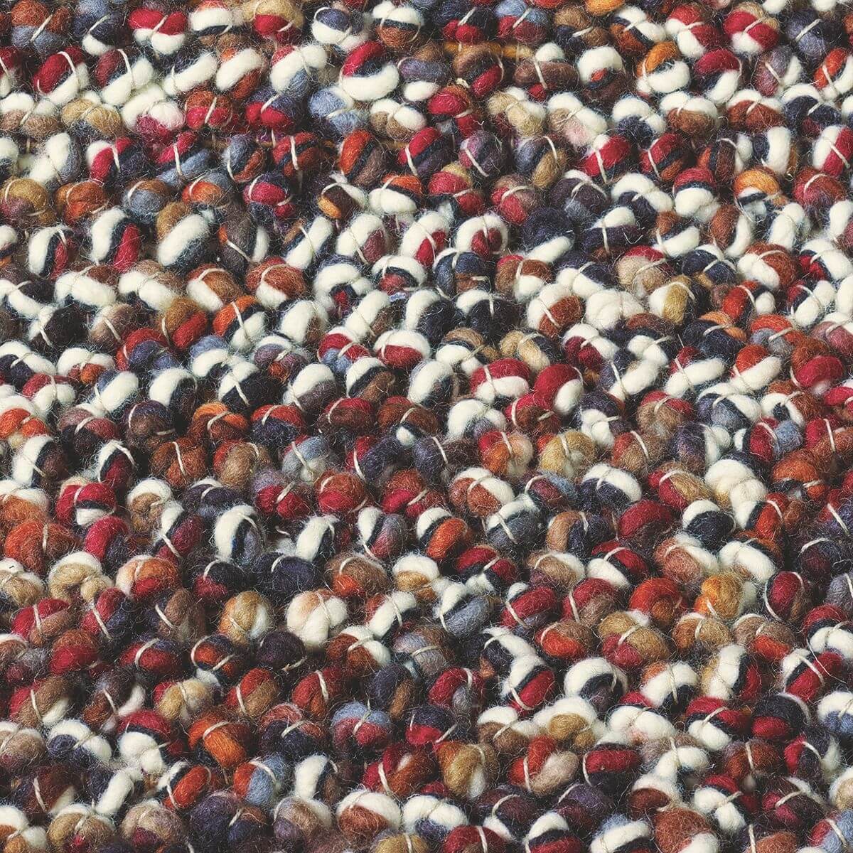 Alfombra Marble de Brink & Campman en diseño empedrado, tejida a mano en pura lana virgen.