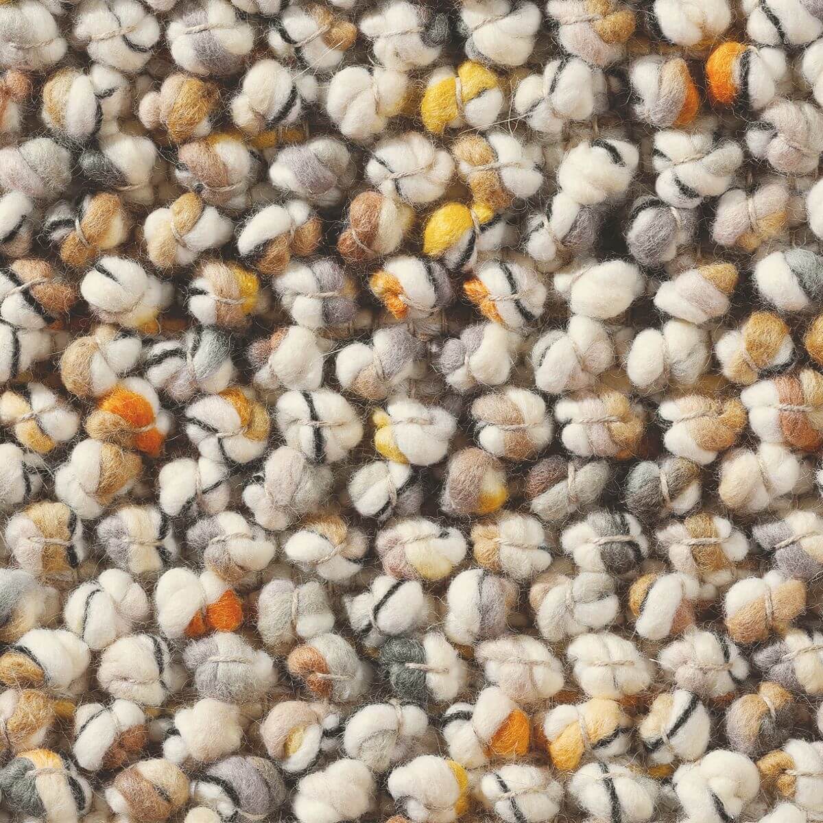 Alfombra Marble de Brink & Campman en diseño empedrado, tejida a mano en pura lana virgen.