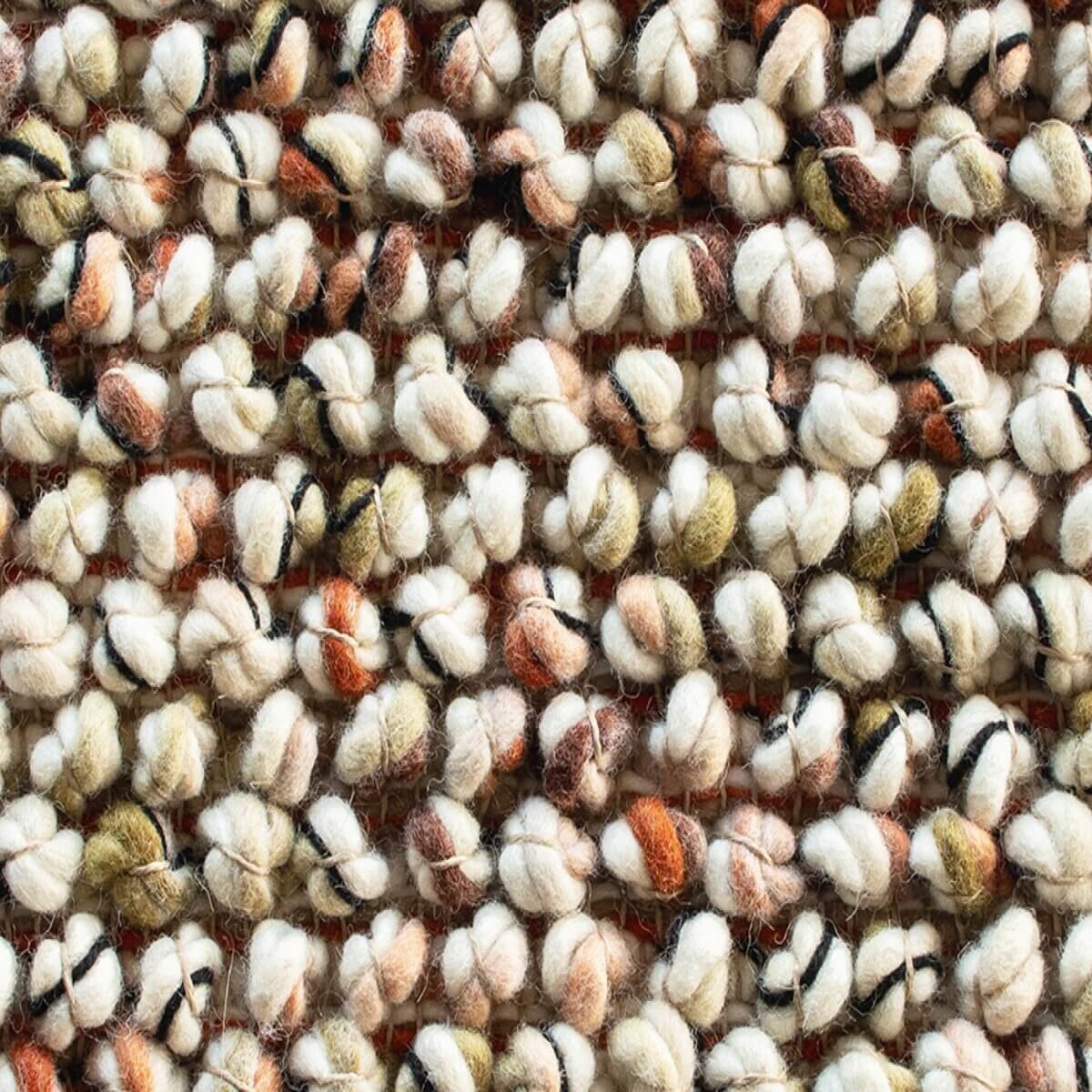 Alfombra Marble de Brink & Campman en diseño empedrado, tejida a mano en pura lana virgen.