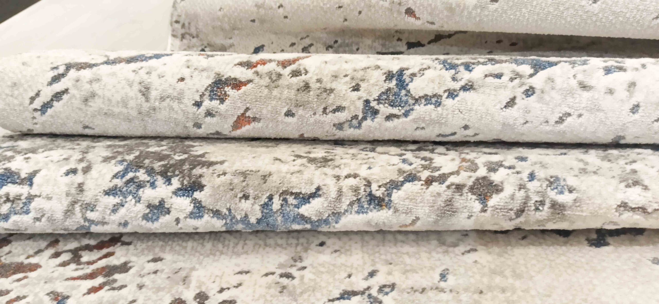 Alfombra acrílica Ibiza 300 en tienda de alfombras Decorazone de Bilbao