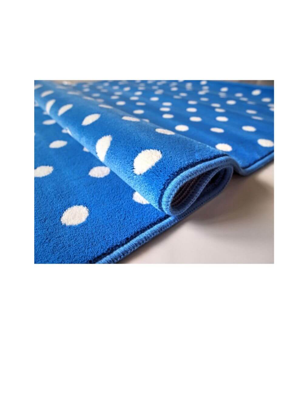 Alfombra infantil Nerea Dots en tienda de alfombras Decorazone