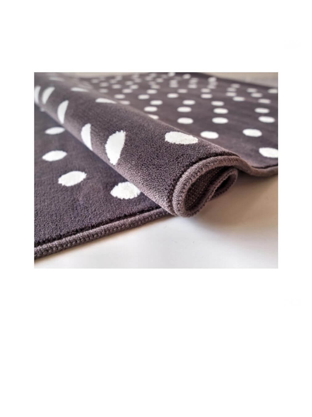 Alfombra infantil Nerea Dots en tienda de alfombras Decorazone